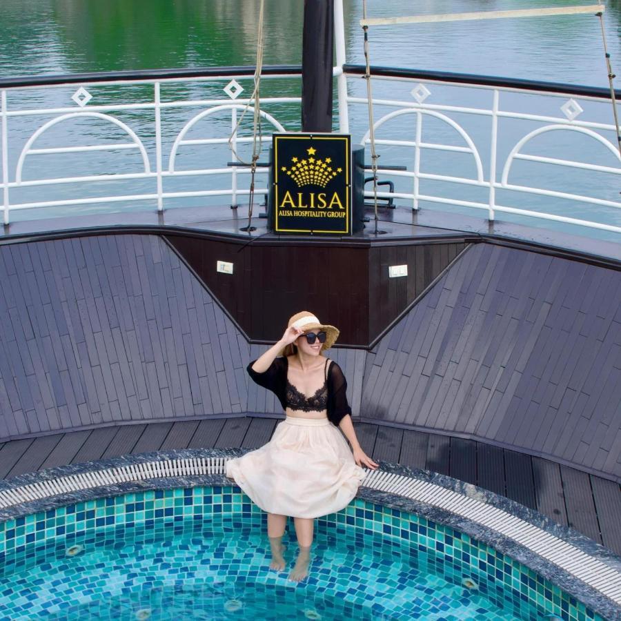 Alisa Cruise Halong Hotell Ha Long Exteriör bild