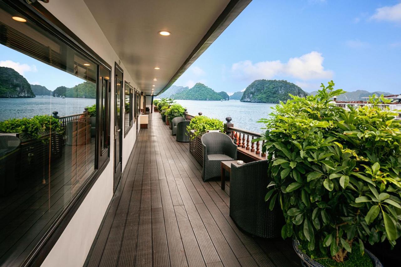 Alisa Cruise Halong Hotell Ha Long Exteriör bild